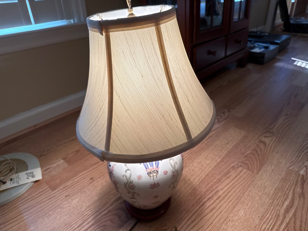 Armorial Porcelain Baluster Table Lamp