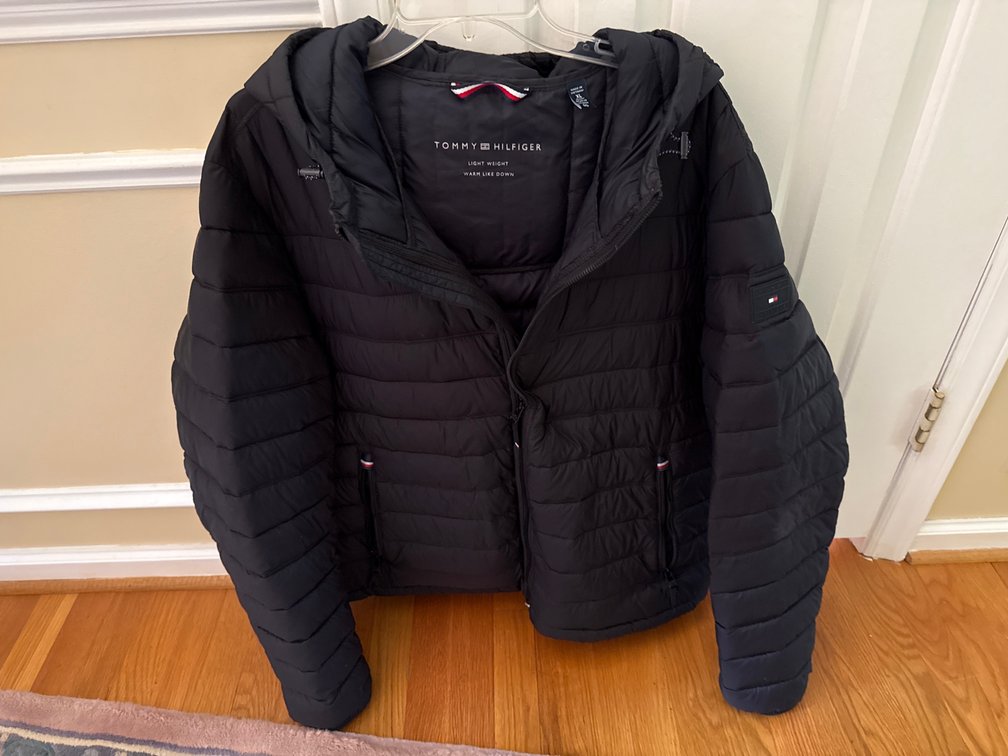 Tommy Hilfiger Lightweight Quilted Hooded Puffer Jacket, Size XL