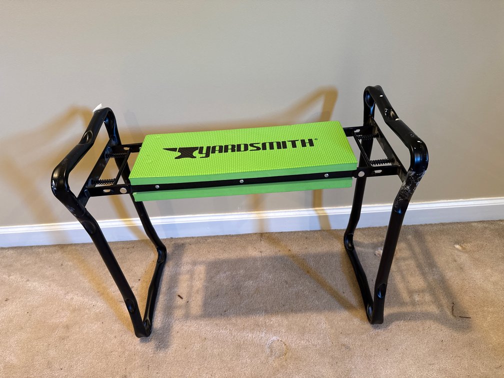 YARDSMITH Folding Garden Kneeler and Seat