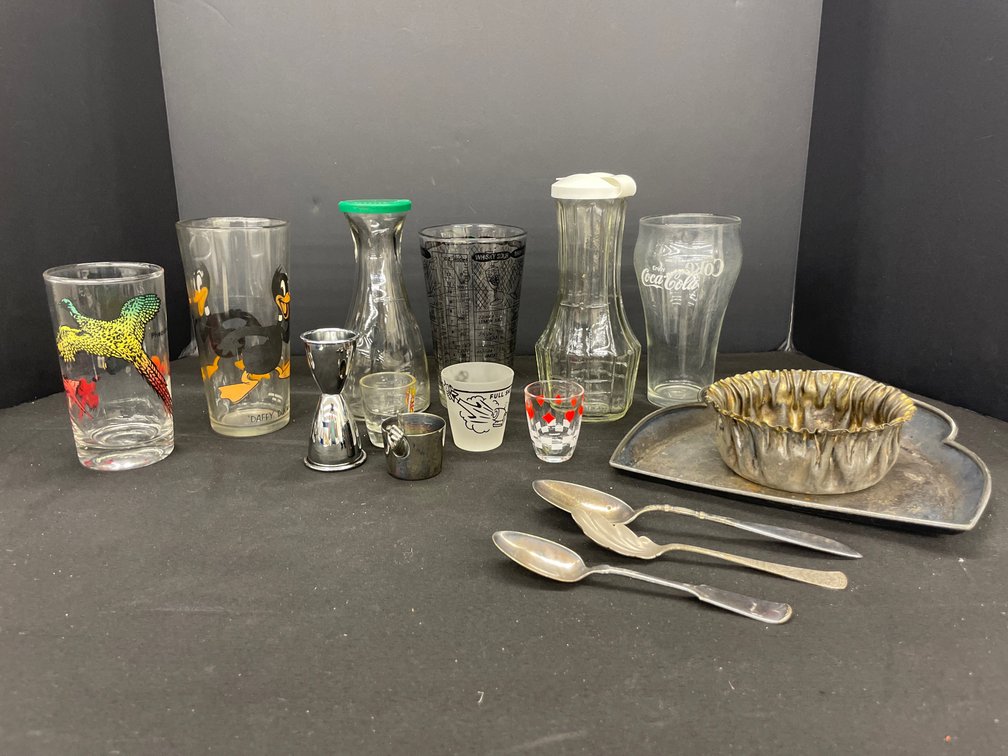 Vintage Barware, Glassware & Silverplate Metalware