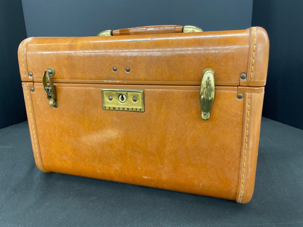 Vintage Samsonite Train Case