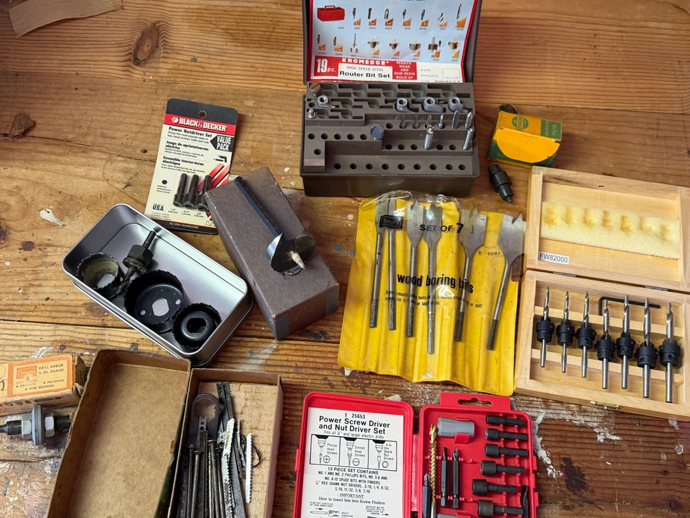 Drill Bits, Router Bits, Hole Saws, and Nutdriver Sets