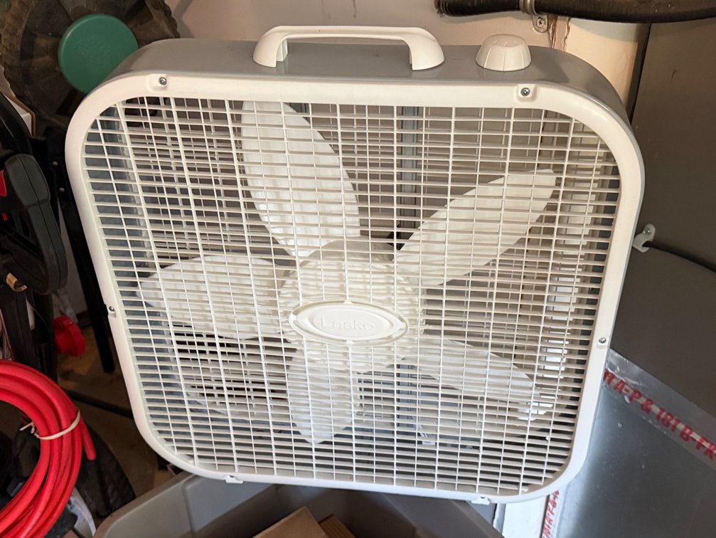 Lasko 5-Blade Box Fan