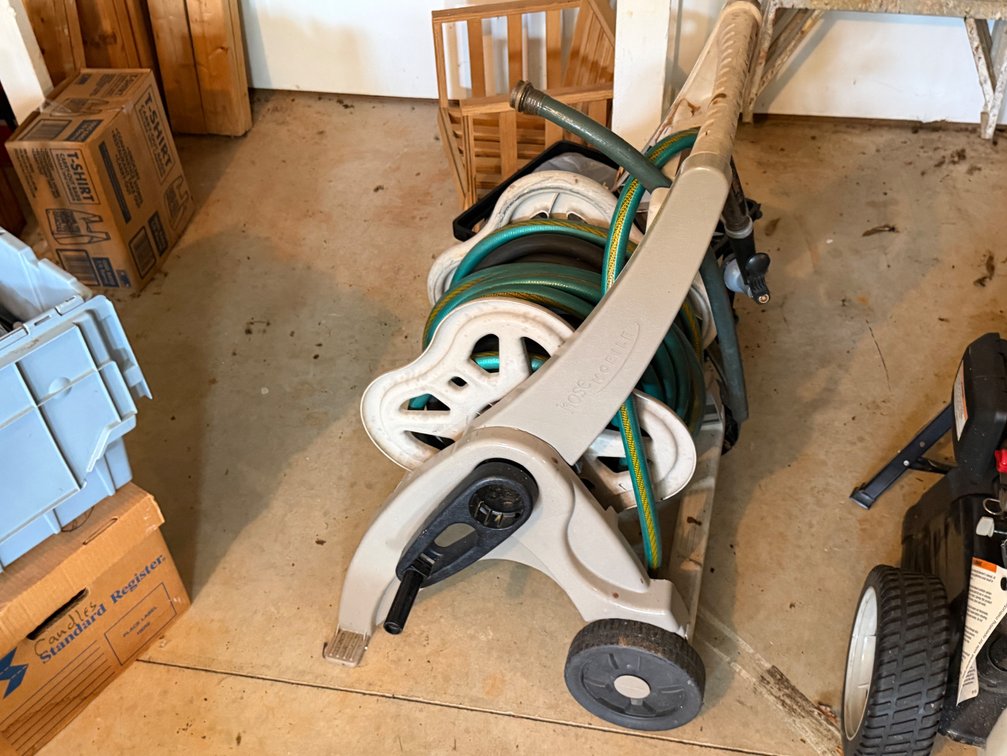 Hosemobile Wheeled Garden Hose Reel Cart with Hose