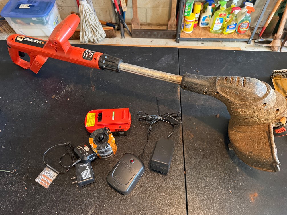 Black & Decker 18V Cordless String Trimmer with Battery and Chargers