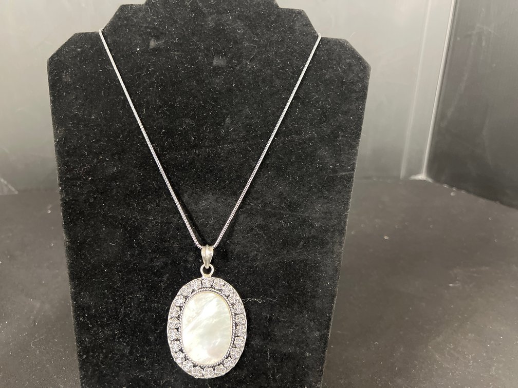 German Silver Mother-of-Pearl Pendant Necklace