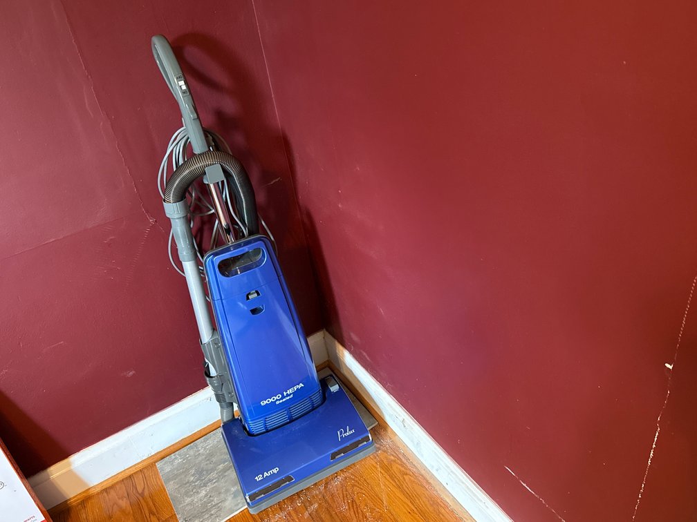 Prolux 9000 HEPA Sealed 12 Amp Upright Vacuum Cleaner