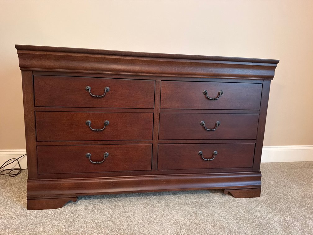 Broyhill Dresser