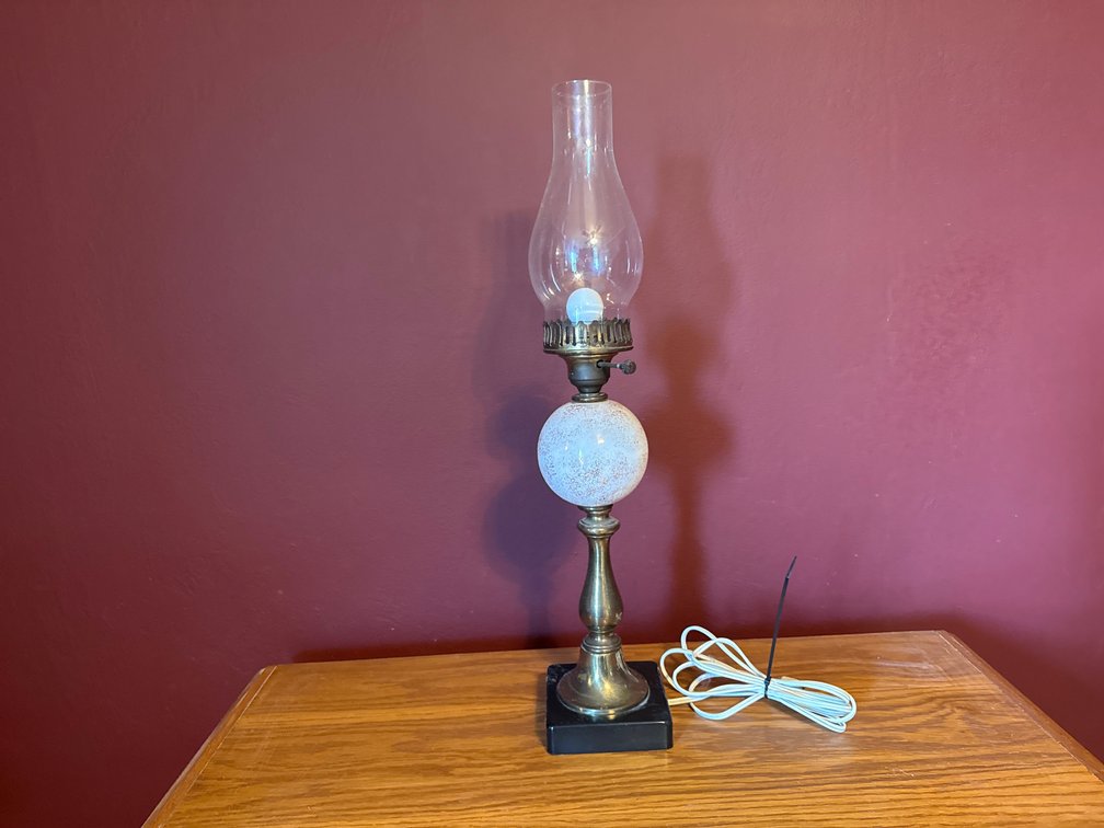 Electric Hurricane Table Lamp with Speckled Sphere