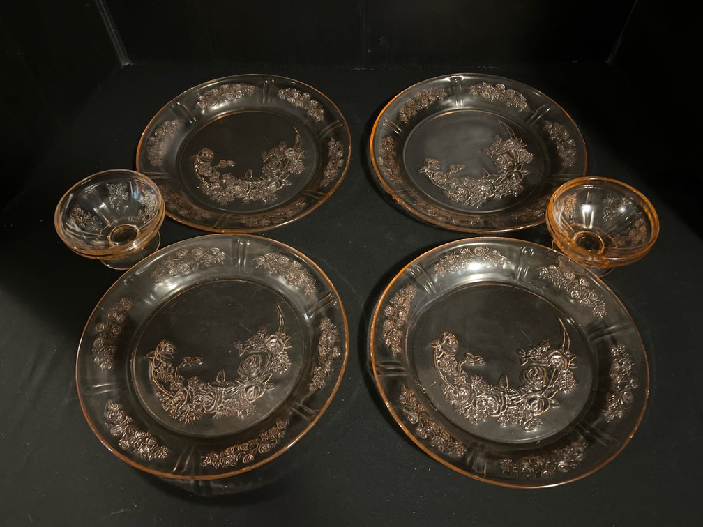 Pink Depression Glass Sharon Pattern Tableware