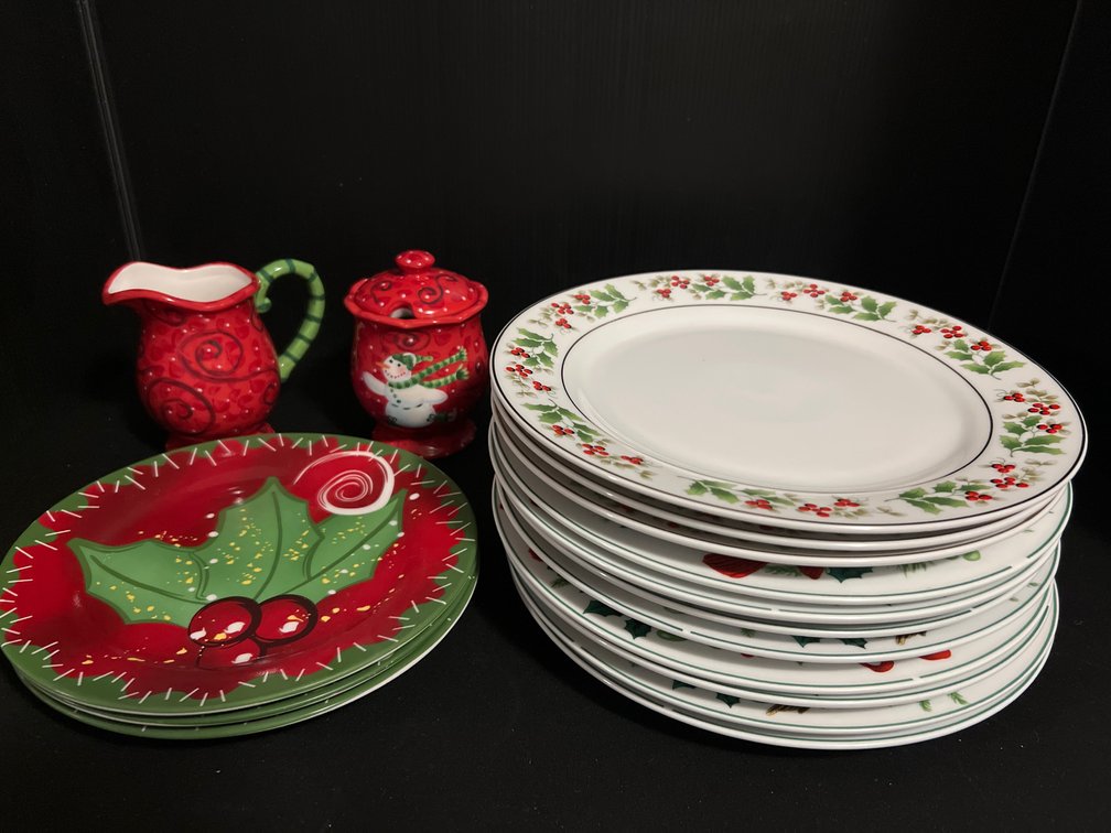 Ceramic Holiday Plates, Creamer & Sugar Bowl
