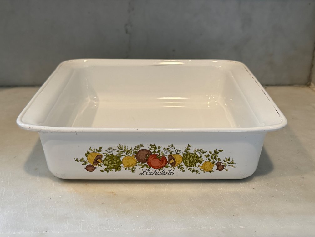 Baking Dishes and Enameled Metal Roasting Pan