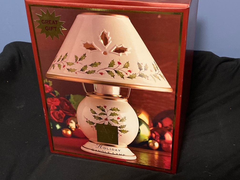 Lenox Holiday Pierced Porcelain Candle Lamp