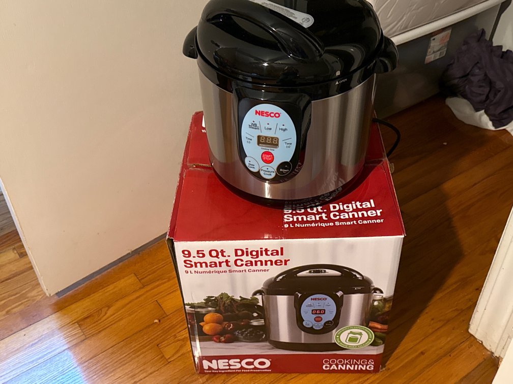 Nesco 9.5 Qt. Stainless Steel Digital Smart Canner