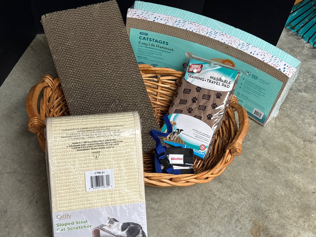 Cat Supplies