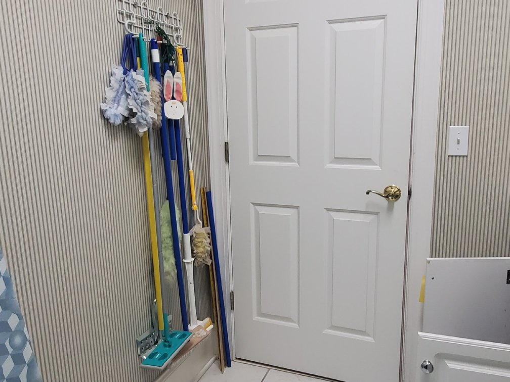 Cleaning Tools, Wall Organizer Rack, Yardsticks