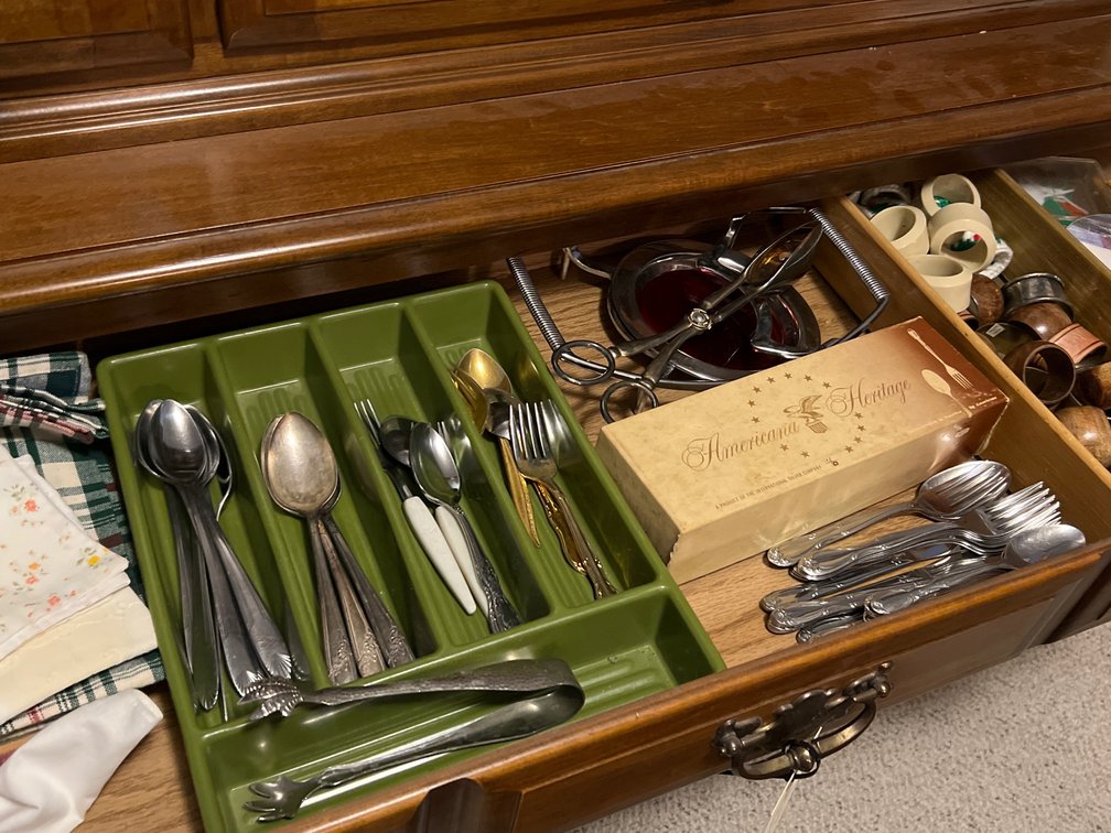 Flatware, Napkin Rings, Coasters & Table Linens