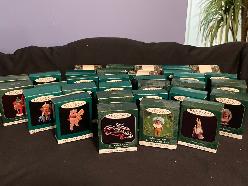 Hallmark Keepsake Boxed Christmas Ornaments