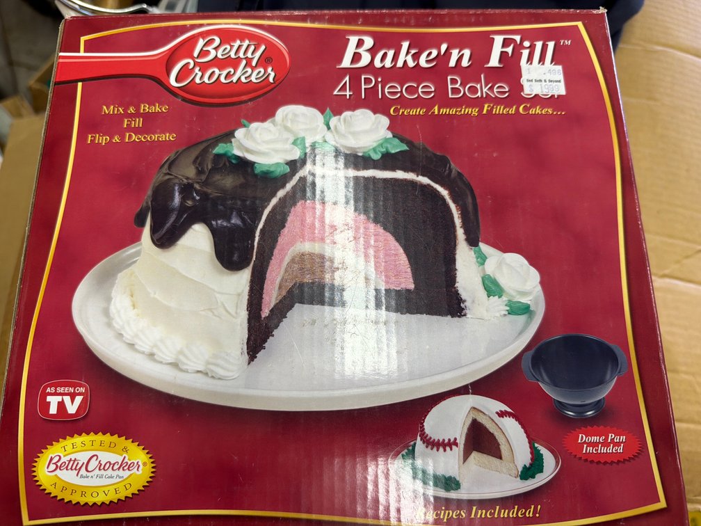 Betty Crocker Bake'n Fill 4 Piece Bake Set