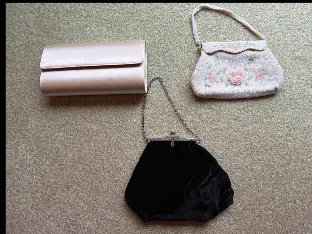 Evening Purses/Black Knit Stockings