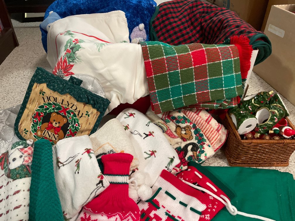 Christmas Linens, Kitchen Towels, Napkin Rings, and More