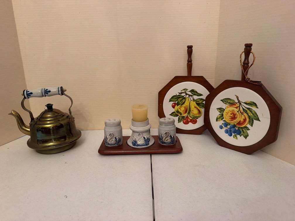 Brass Tea Kettle/Fruit Trivets