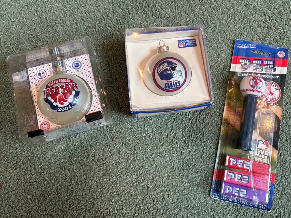 Boston Red Sox/New York Giants Ornaments
