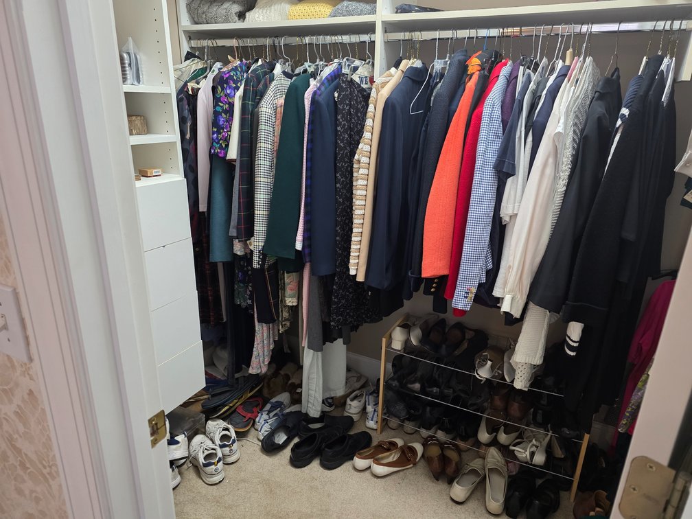 Women's Closet Content