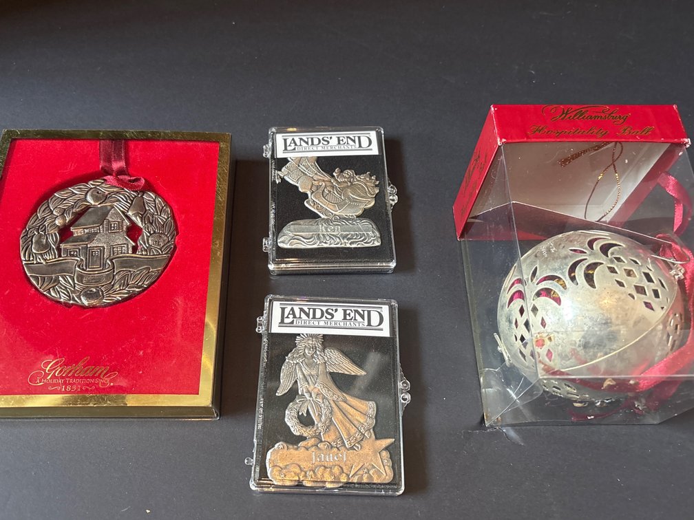 Metal Christmas Ornaments