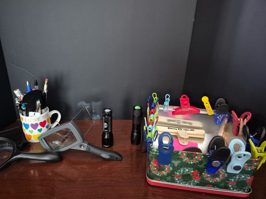 Desk Accessories, Magnifiers/Letter Opener