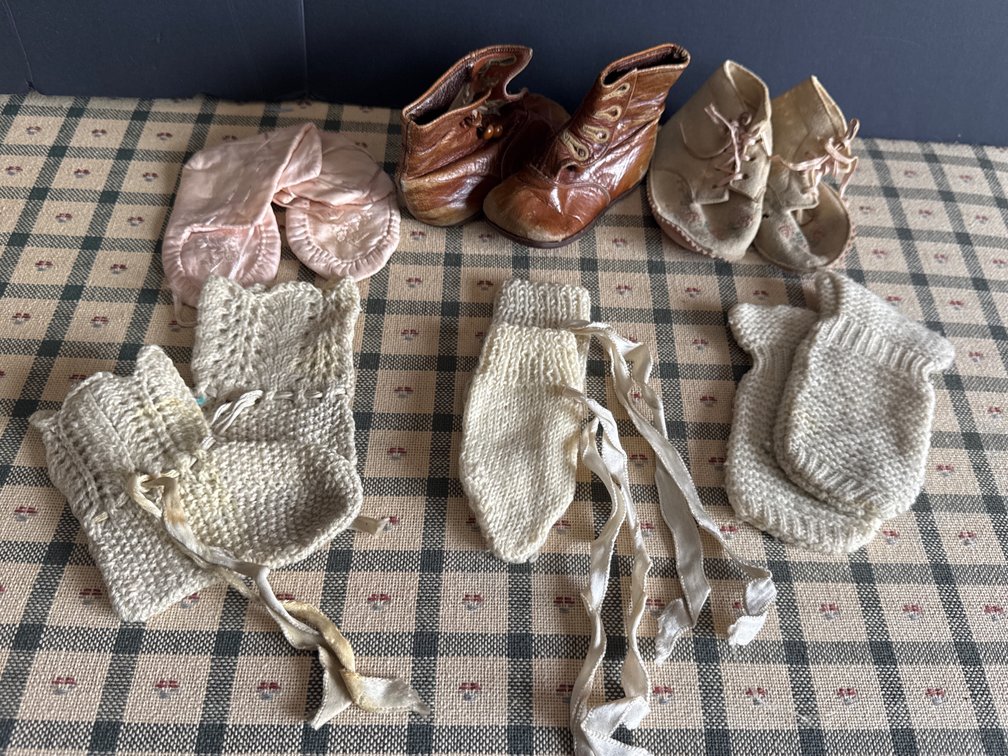 Infant Footwear&  Knit Mittens