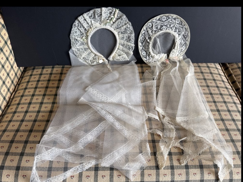 Vintage Lace Headpieces with Veils