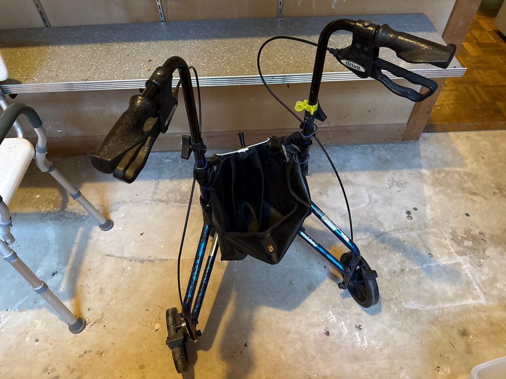Drive Go-Lite Three-Wheel Rollator Walker
