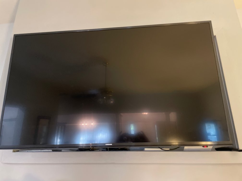 Samsung Flat-Screen Television with Remote Control