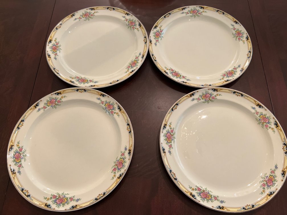 Taylor, Smith & Taylor Floral Dinner Plates