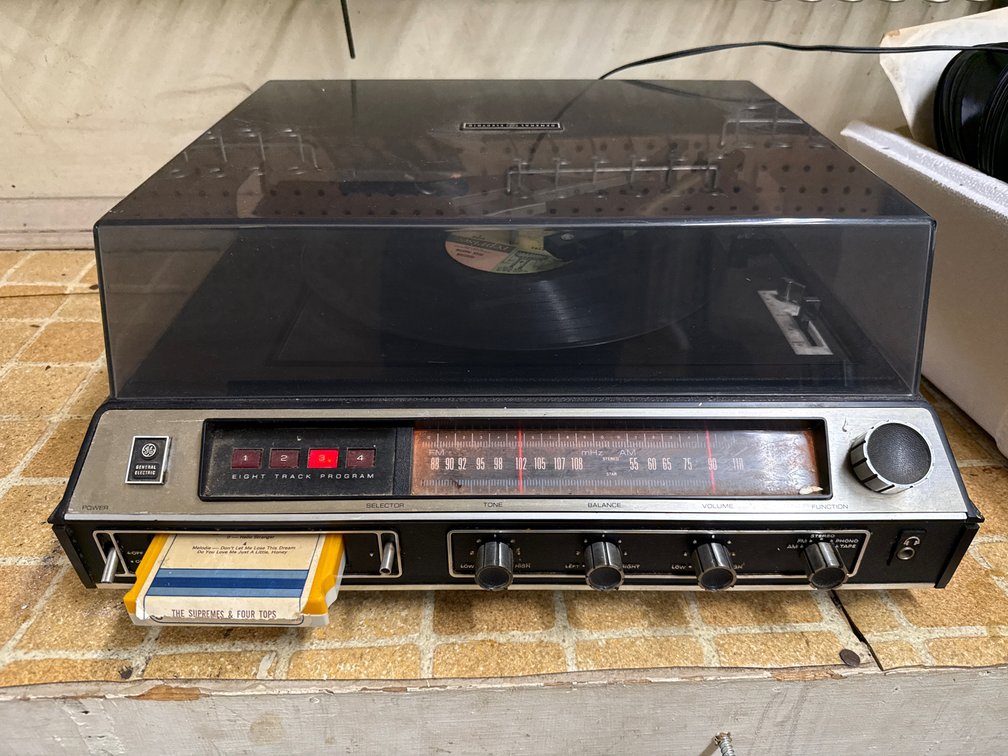 General Electric SC3213A Turntable and 8-Track Stereo System