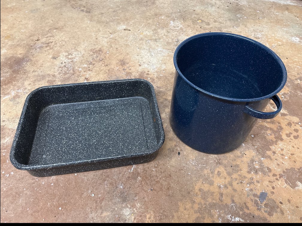 Speckled Stock Pot and Roasting Pan