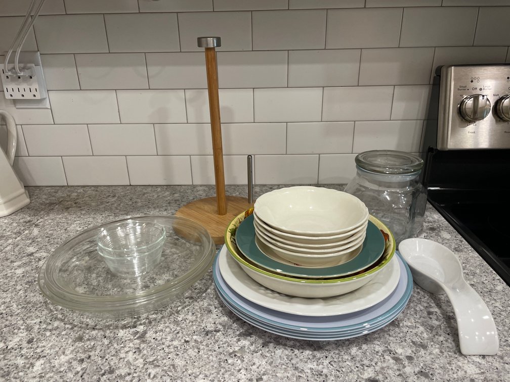 Glass Pie Dishes, Ceramic Tableware, and Paper Towel Holder