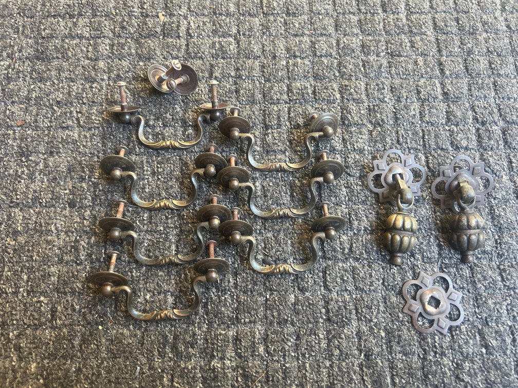 Antique Brass Drawer & Cabinet Pulls