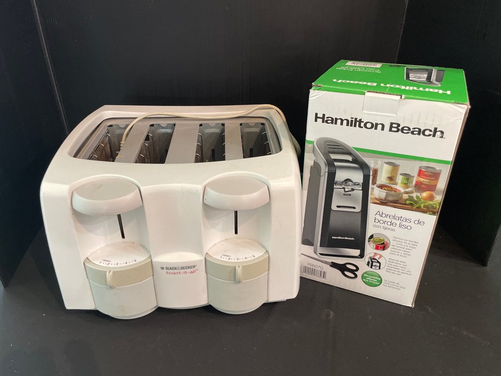 4-Slice Toaster and Electric Smooth Edge Can Opener
