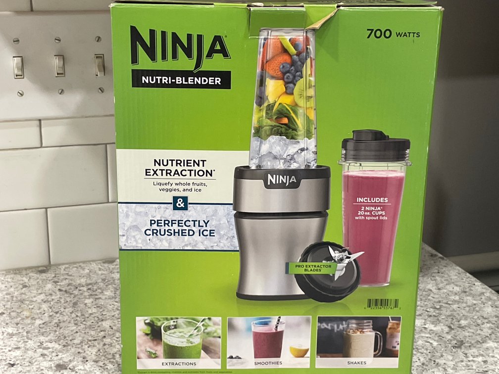 Ninja BN300 Series Nutri-Blender 700-Watt Personal Blender