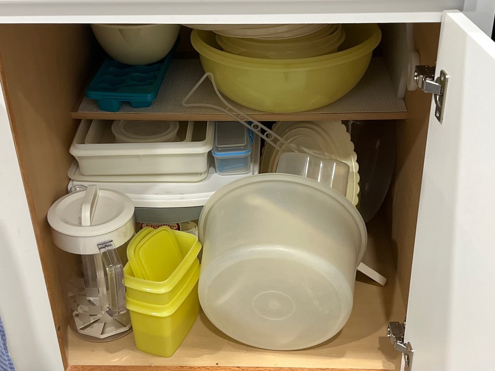 Plastic Food Storage Containers/Tupperware