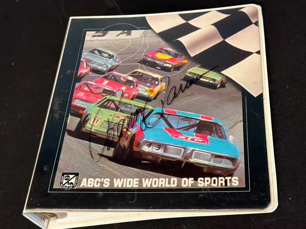 ABC's Wide World of Sports 3-Ring Binder Signed by Benny Parsons
