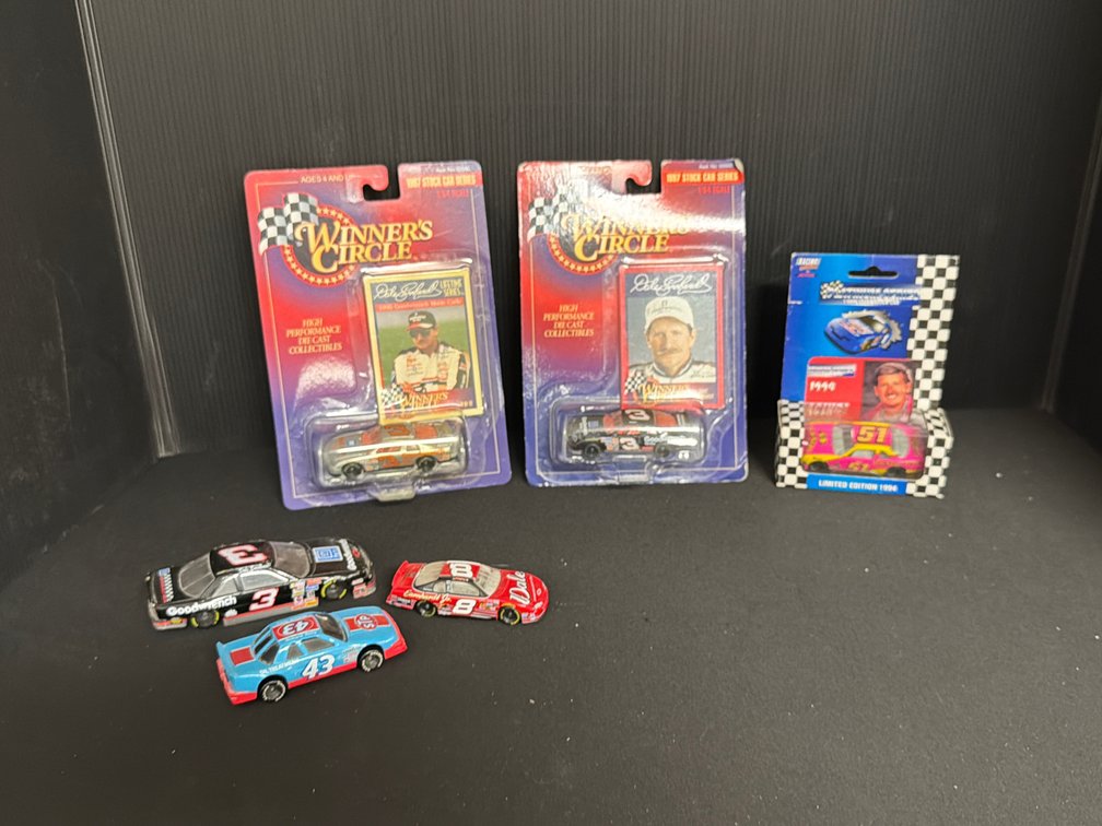 1:64 Scale NASCAR Die-Cast Stock Cars