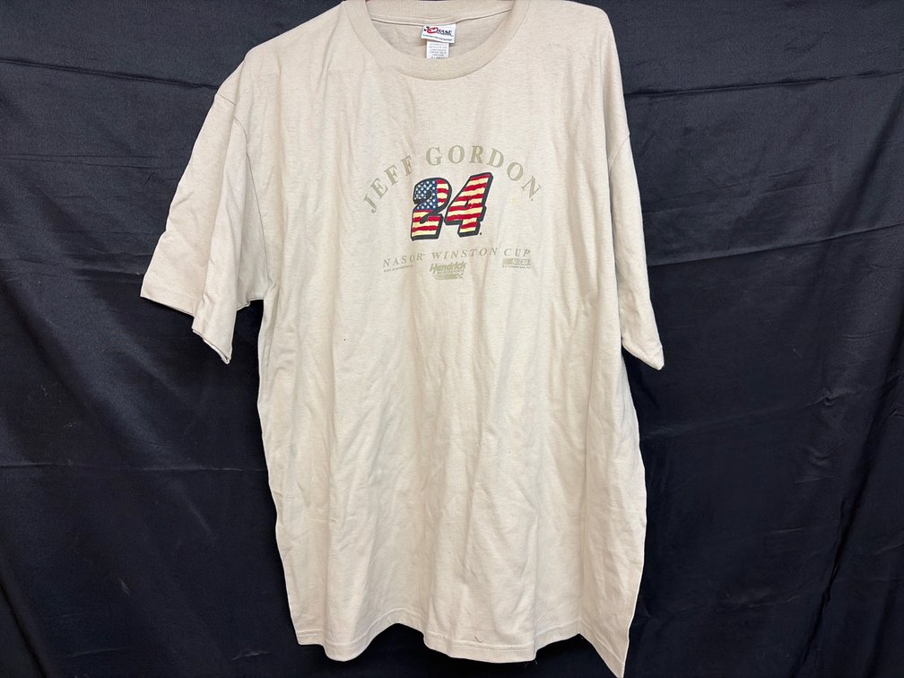 Jeff Gordon #24 NASCAR T-Shirt, Size XL New w/Tags
