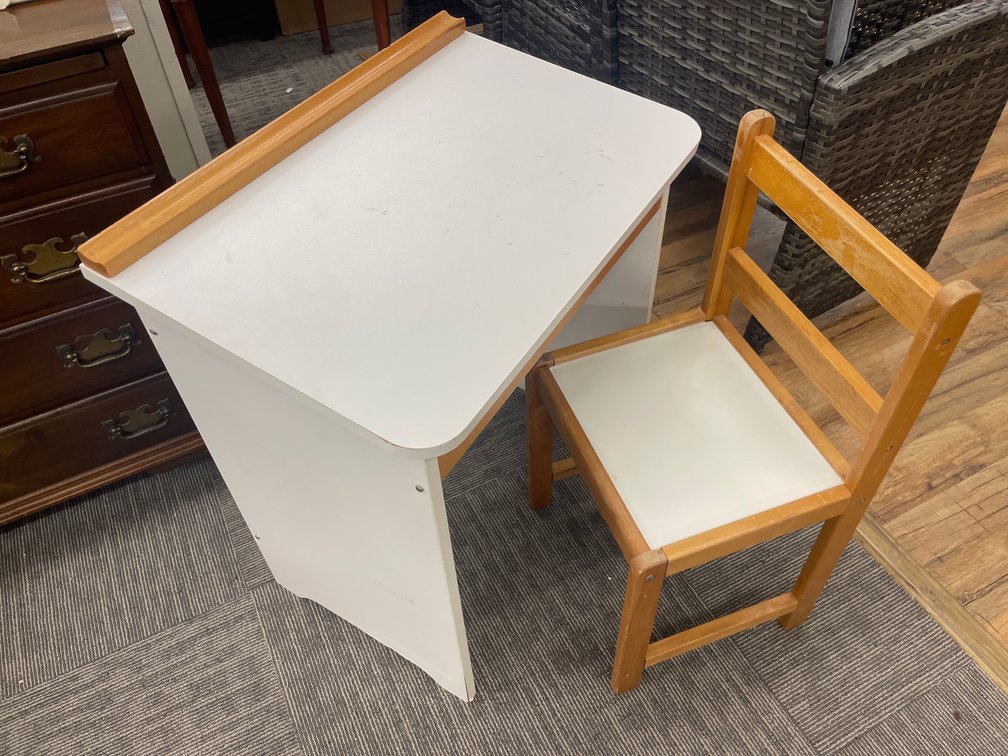 Child's Lift-Top Activity Desk and Chair Set