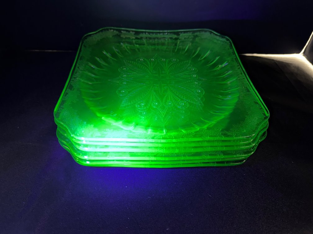 Green Depression Uranium Glass Square Plates