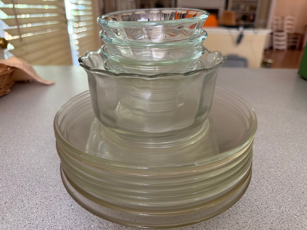Clear Glass Tableware and Pyrex Custard Cups