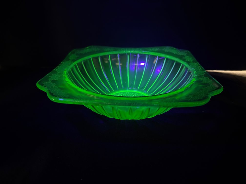 Green Uranium Depression Glass Serving Bowl