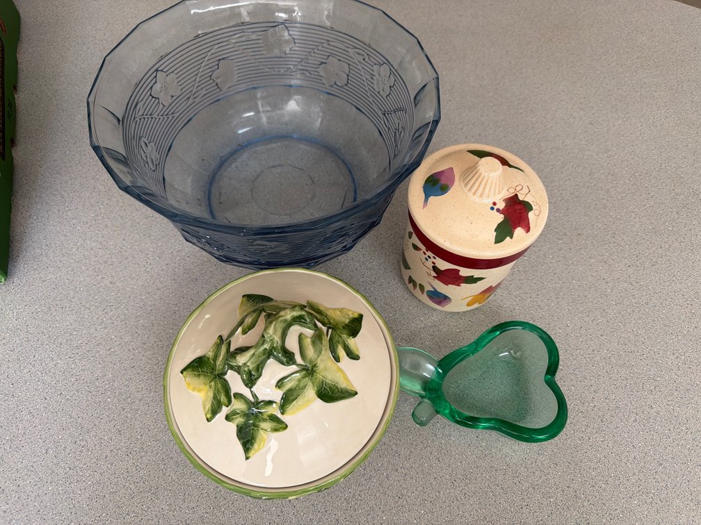 Glass and Ceramic Decorative Tableware